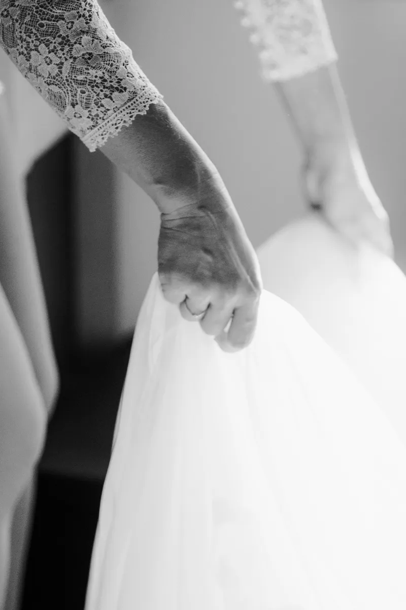 Portrait de Jonathan Carmona, photographe de mariage haut de gamme