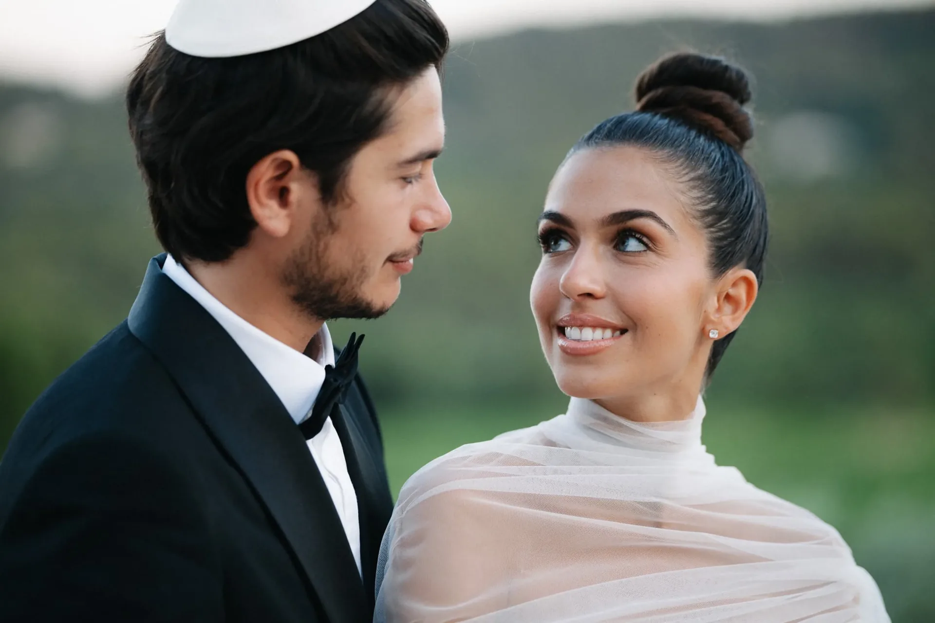 Photographe mariage Aveyron — Jonathan Carmona, reportage fine art cérémonie florale